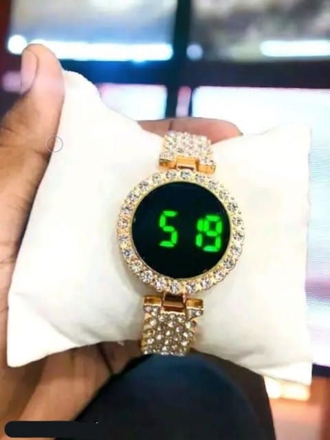 Ladies Round Dial Digital Watch